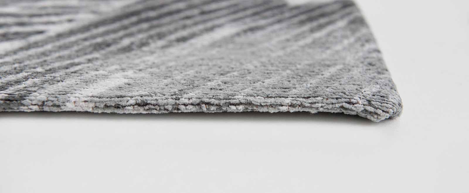 Louis De Poortere tapis Villa Nova LX 8755 Akina Carbon side