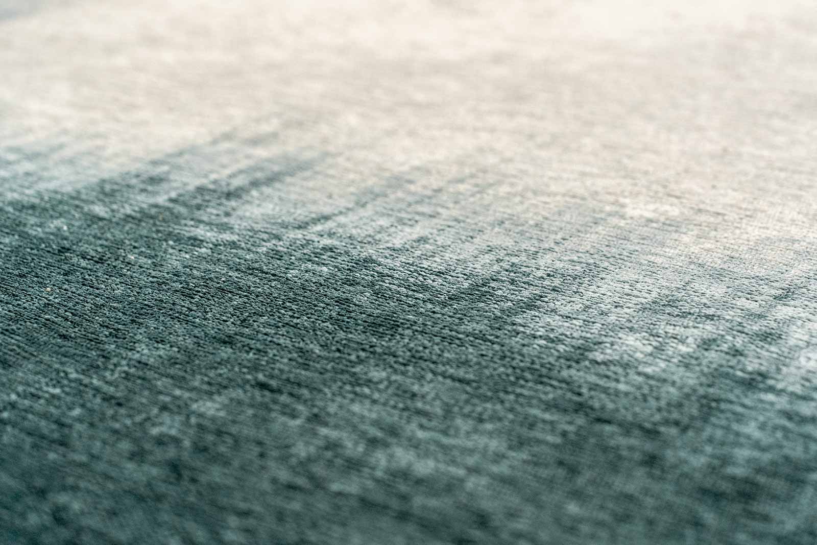 Louis De Poortere tapis Meditation 2073 Sendai Deep Water zoom 4